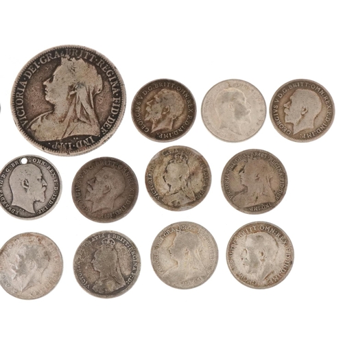 1273 - British Victorian and later silver coinage to include a 1900 florin and eighteen silver three pennny... 