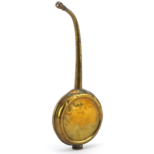 1464 - An early 20th century brass banjo style oil can by T. E. Bladon & Sons circa 1939, 23cm in length.