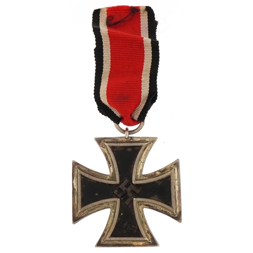 1469 - A German military interest Iron Cross, impressed 106 to the suspension loop.