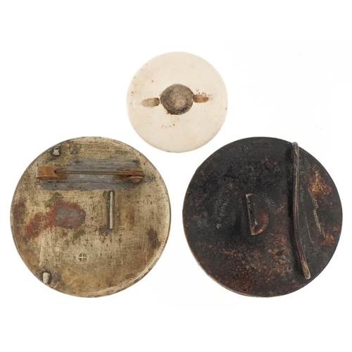 133 - Three Japanese Satsuma pottery buttons, the largest 5cm in diameter.