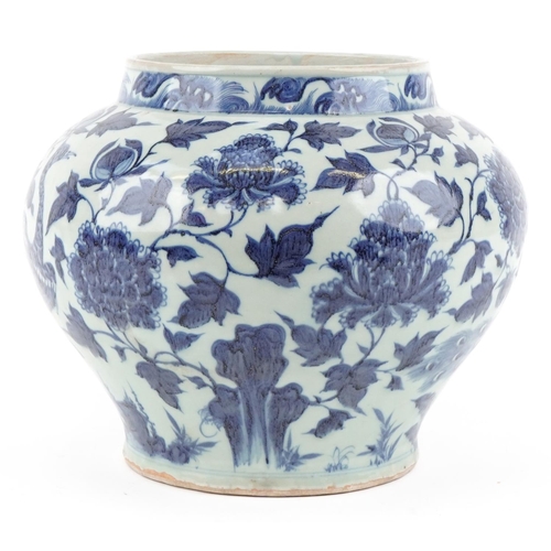 223 - A large Chinese blue and white porcelain vase hand painted with a bird of paradise and foliage, 20th... 