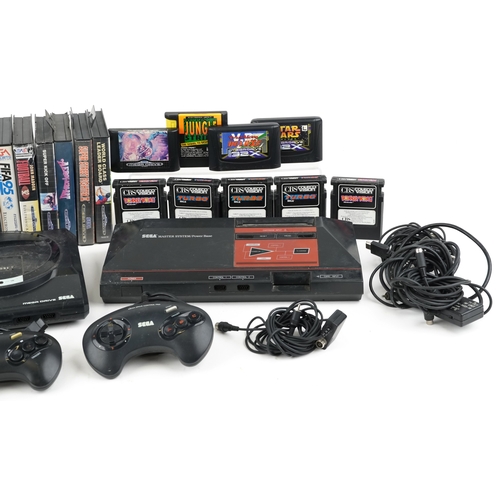 Lot de consoles vintage et figurines - , les ventes