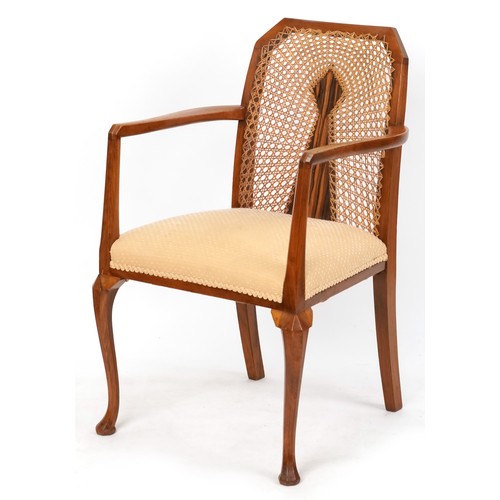 Lot 2035      