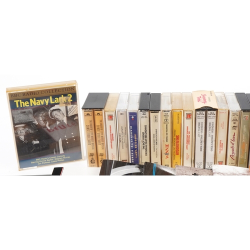 1513 - A large collection of vintage and later theatre cassettes and playwright script books including Cats... 