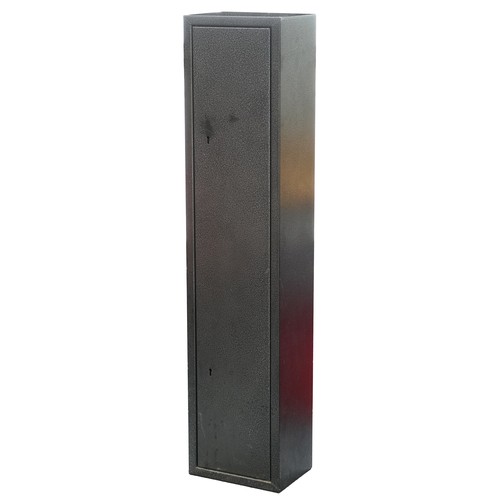 A floor standing gun safe with keys, 132.5cm H x 30cm W x 22cm D.