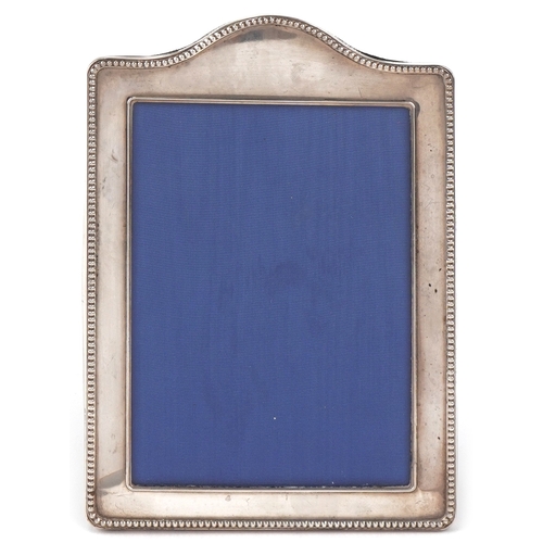 Lot 561       