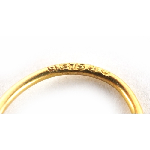 3119 - 9ct gold jewellery comprising a pair of purple stone drop earrings, one cultured pearl drop earring ... 