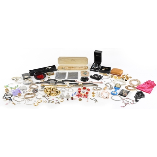 3486 - Vintage and later costume jewellery and wristwatches including necklaces, brooches and earrings.