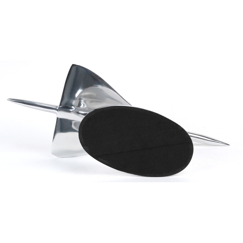 1577 - A chromed metal model of Concorde, 42cm in length.