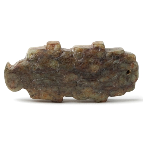 509 - A Chinese green stone carving of an alligator, 6.9cm high, 51.2g.