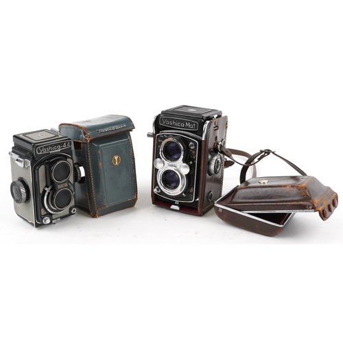 1058 - Two vintage Yashica cameras comprising Yashica-Mat and Yashica-44.