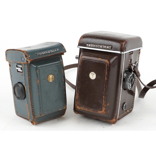1058 - Two vintage Yashica cameras comprising Yashica-Mat and Yashica-44.