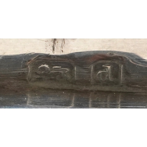 33 - Thomas Woolley, an Edwardian silver snuff box, Birmingham 1903, 5.3cm wide, 64.3g.