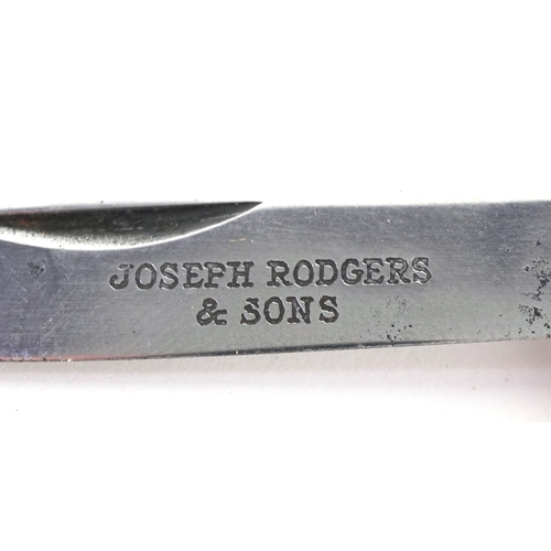 534 - A collection of folding pocket knives with horn flanked handles including Joseph Rodgers and Sons an... 