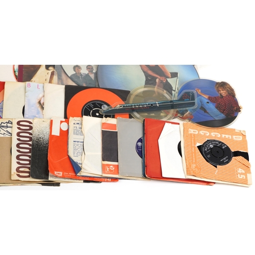 2609 - A collection of vinyl LP records and 45rpm records including Elvis Presley, Buddy Holly & The Cricke... 