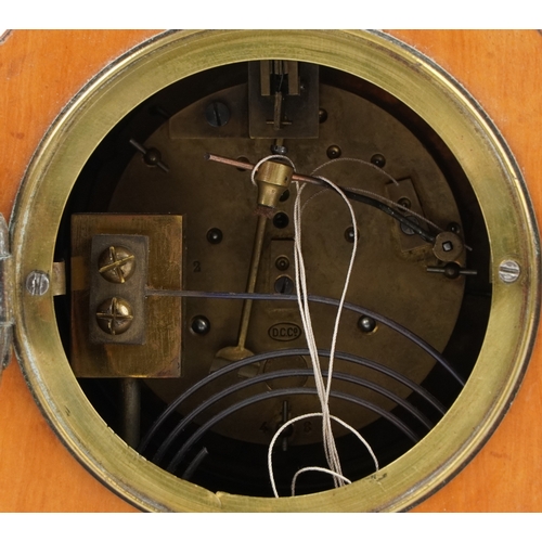 1841 - An Edwardian satinwood mantle clock with inlaid decoration, the white enamelled dial having Roman nu... 