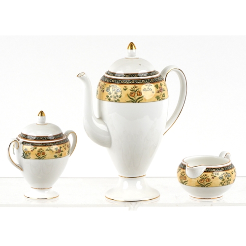690 - A Wedgwood India pattern eight place tea/coffee service including coffee pot, milk jug and sugar bow... 