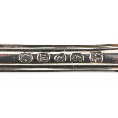 58 - Joseph & Albert Savory, a set of four Victorian silver spoons, London 1848 - 1849, 22cm wide, total ... 