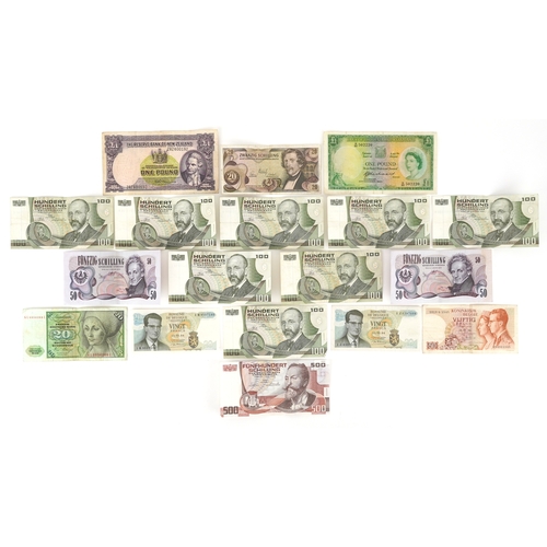 A small quantity of Commonwealth and world banknotes including a 1960s ...