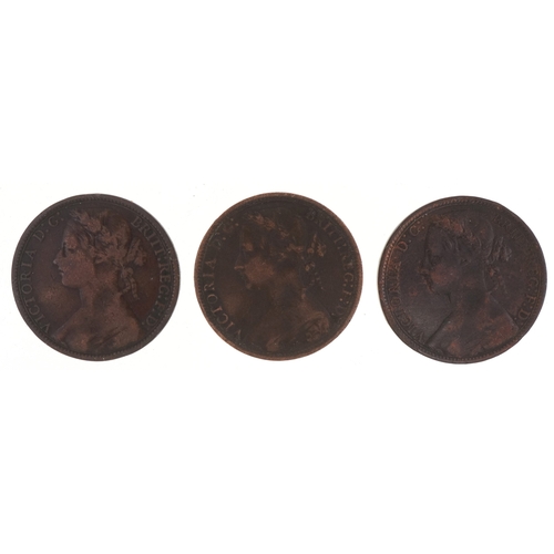 1169 - Three Queen Victoria bronze pennies, dates to include 1875 H, in fine to very fine condition, 1877 v... 