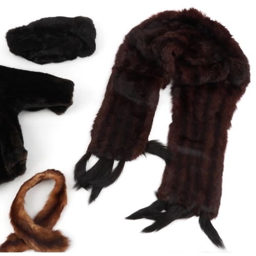 1034 - Vintage fur including an extra small Glenn Models faux fur three quarter length jacket and stoles, t... 