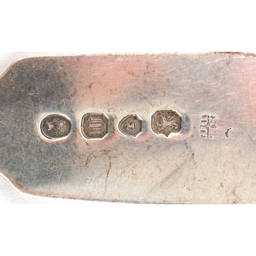 3692 - Four Victorian silver tablespoons, each approximately 19cm in length, total 182.9g.