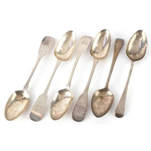 3697 - George IV and later silver teaspoons, mostly by William Cummins, the largest 15cm in length, total 1... 