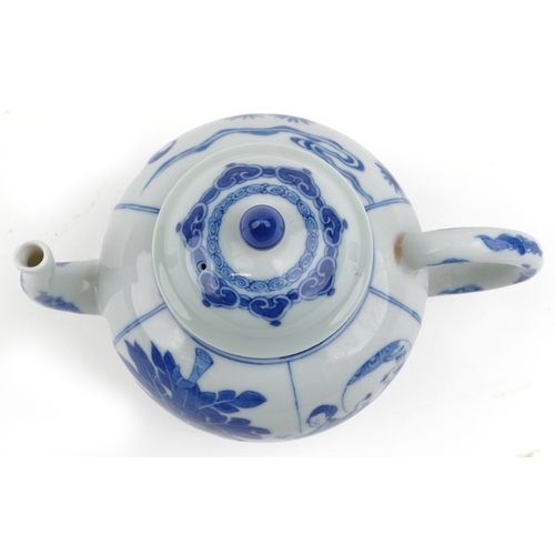 195 - A Chinese blue and white porcelain teapot hand painted with a mother and children playing, six figur... 