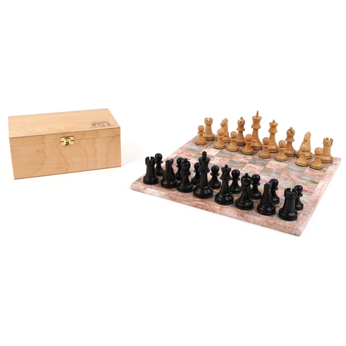 731 - A 20th century Anne Carlton Games turned boxwood and ebony Staunton chess set, the king 9.5cm high, ... 