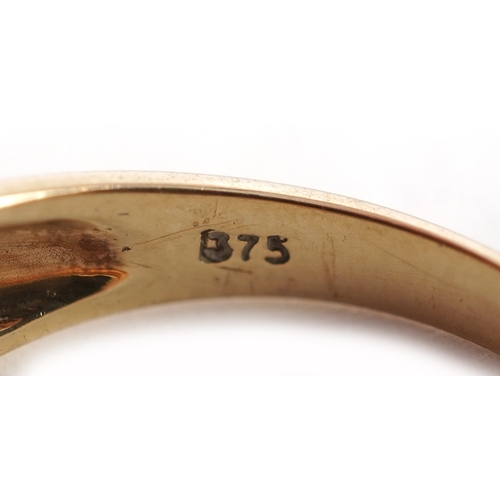 3133 - A 9ct gold diamond three row ring, size Q, 3.9g.