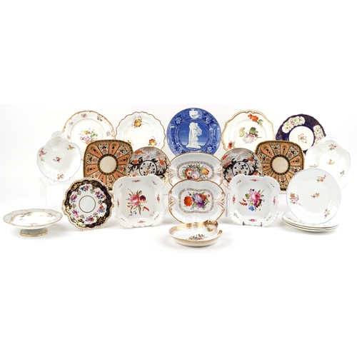 427 - 19th century English porcelain plates and dishes with hand painted floral decoration and a blue and ... 