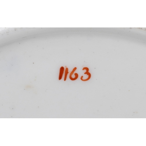 427 - 19th century English porcelain plates and dishes with hand painted floral decoration and a blue and ... 