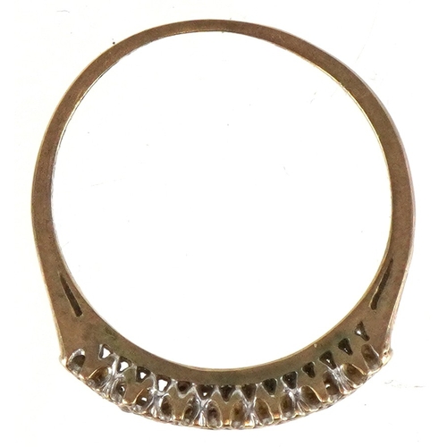 3093 - A 9ct gold diamond half eternity ring, size K, 1.1g.