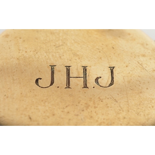 3130 - Vertex, a gentlemen's 9ct gold Vertex Revue manual wind wristwatch with box and presentation card, t... 