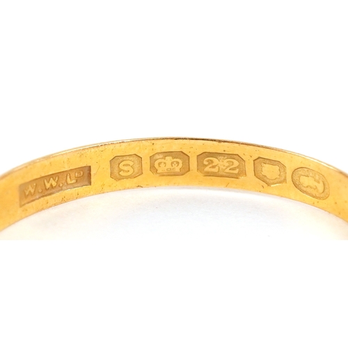 3049 - An Elizabeth II 22ct gold wedding band, London 1953, size X, 2.0g.