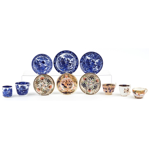 425 - A collection of 19th century English porcelain tea cups, coffee cups and saucers, including Worceste... 