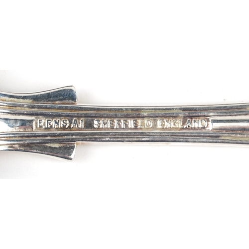 3753 - A six place setting of Sheffield silver plated cutlery housed in a mahogany canteen, 40cm wide.