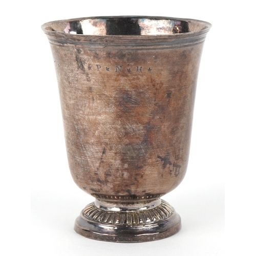 3606 - An antique continental silver beaker, indistinct hallmarks, 8.5cm high, 77.6g.