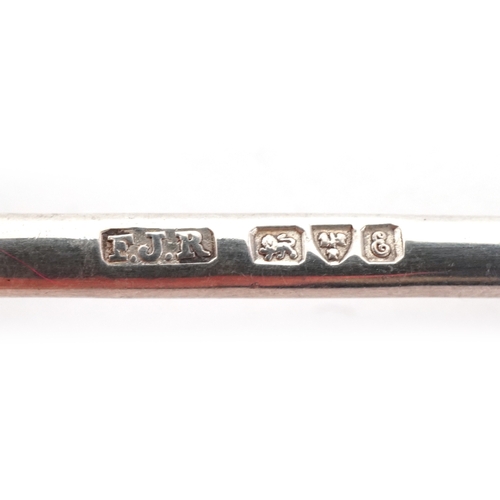 3609 - F J Ross & Sons, an Edwardian silver and cut glass snuff bottle/cayenne pepper spoon, the finial in ... 