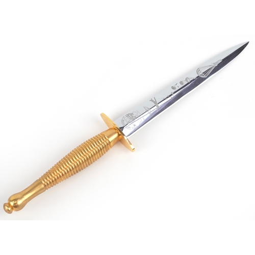 2842 - A limited edition SAS Commando knife by Crown Swords with certificate of authenticity numbered 563/1... 