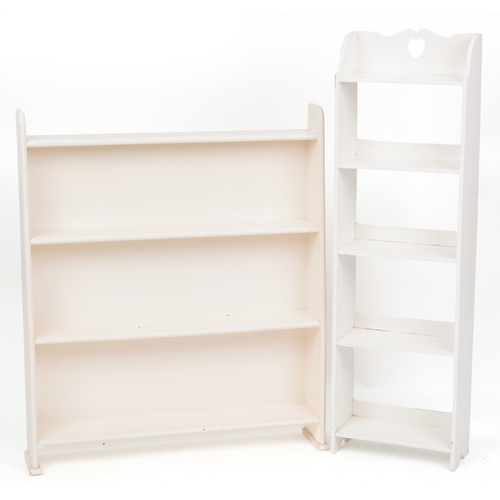 2092 - An Arts & Crafts style white painted open bookcase together with a similar floor standing bookcase, ... 