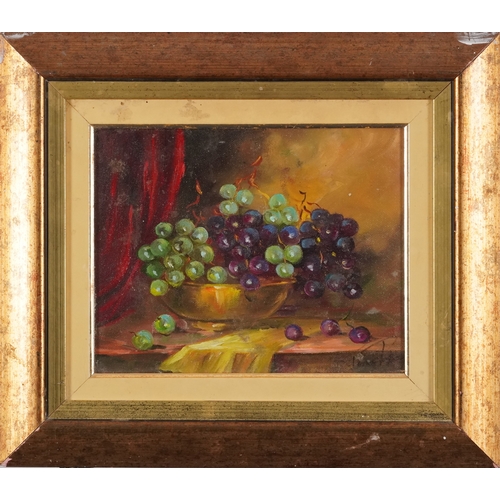 2451 - Tina Pope - A pair of still life bowls of fruit, 20th century British school, within a gilt frames, ... 