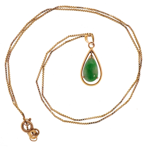 3169 - A 14ct gold green stone pendant, tests as jade, on a 14ct gold necklace, 1.4cm high and 40cm in leng... 