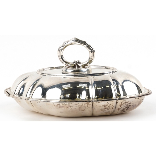 3567 - An American sterling silver entrée dish and cover, stamped M Levy Sterling, 29cm wide, 1095.0g.