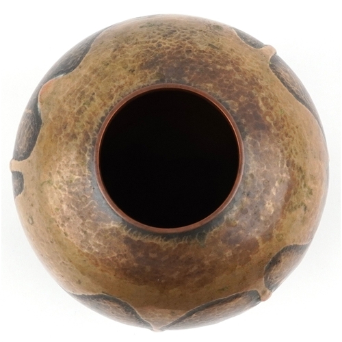 460 - A Japanese copper vase with planished decoration character marks to the base, 18cm high.