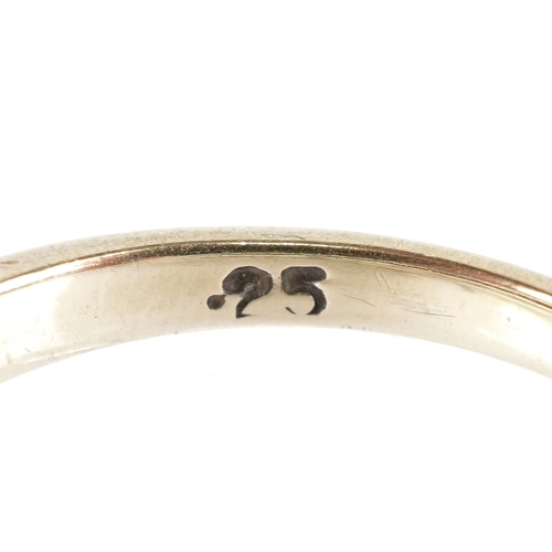 3053 - A 9ct gold diamond half eternity ring, total diamond weight approximately 0.25 carat, size G, 1.7g.