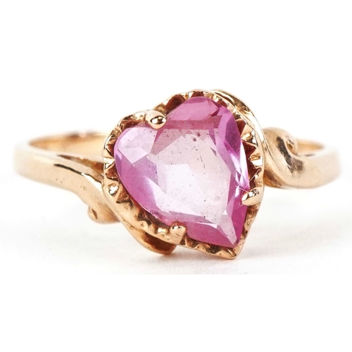 3344 - A 9ct gold pink topaz love heart design ring, size L/M, 1.9g.
