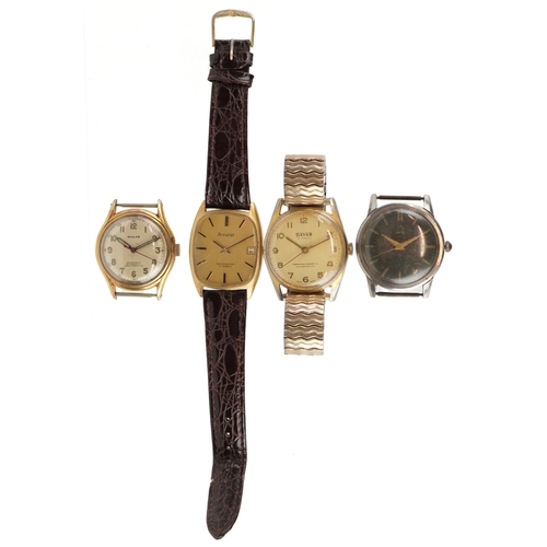 3517 - Four vintage gentlemen's wristwatches including Davar and Mulco.