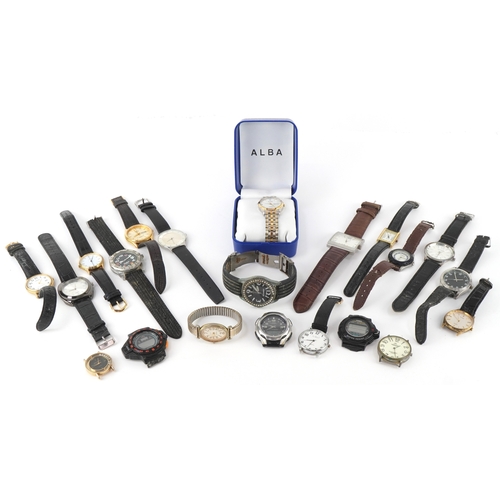 3464 - Vintage and later gentlemen's wristwatches including Lorus, Corvette, Casio and Citron.