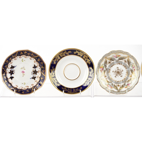 541 - 19th century English porcelain tea cups, coffee cups and saucers including Flight Barr & Barr, each ... 